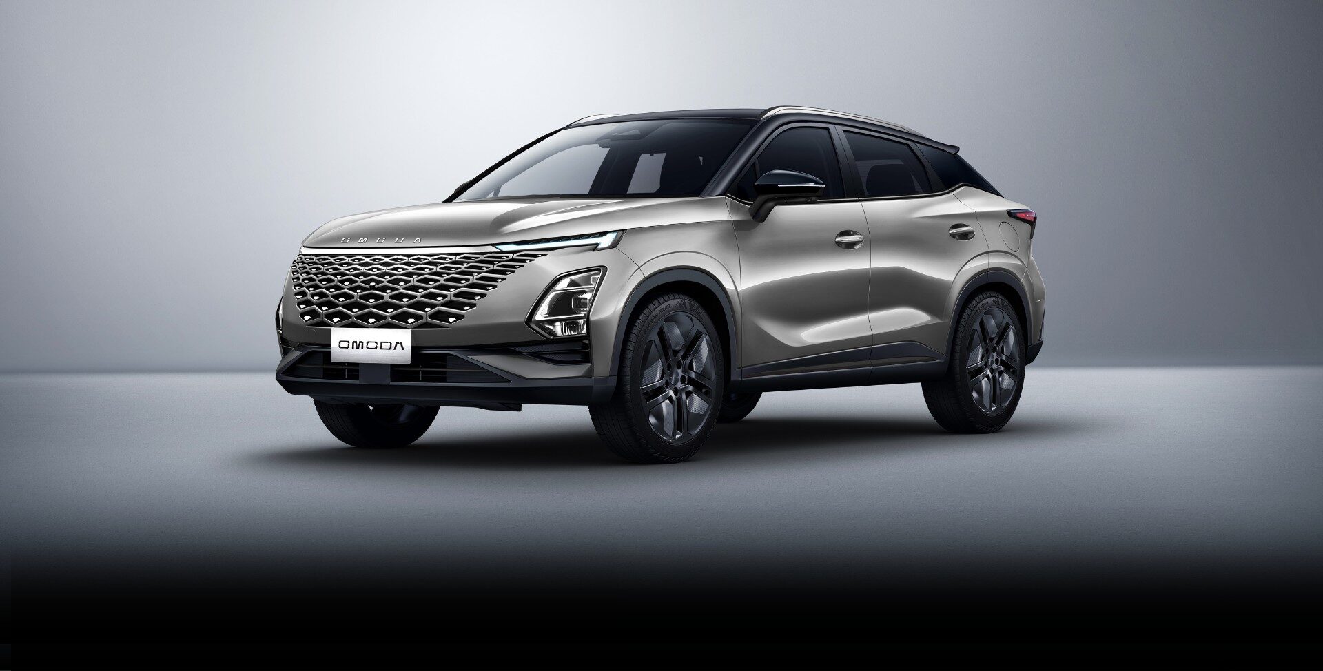 CARBON CRYSTAL BLACK x AVIATION SILVER